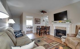 Gatlinburg Condo With Mountain Views And Pool Access